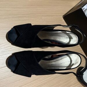 Diane Von Furstenberg black heel